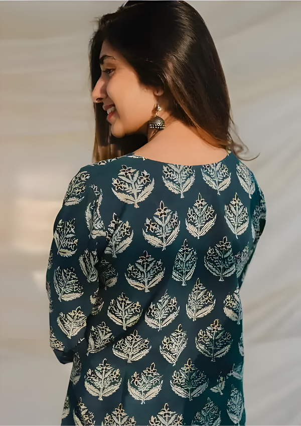 Elegant Teal Block Print Short Kurti – Soft Cotton Fabric
